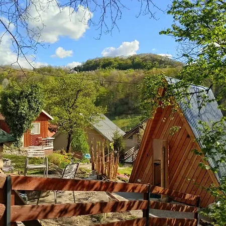 Kuca Za Odmor Lola 度假居 *