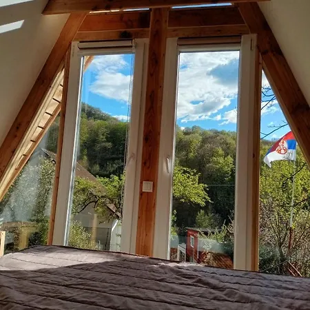 Kuca Za Odmor Lola *