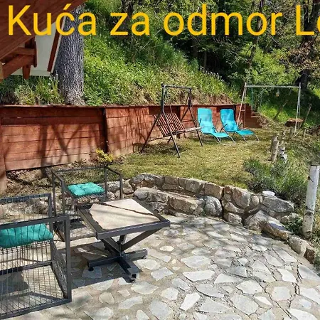 Kuca Za Odmor Lola Сasa de vacaciones *